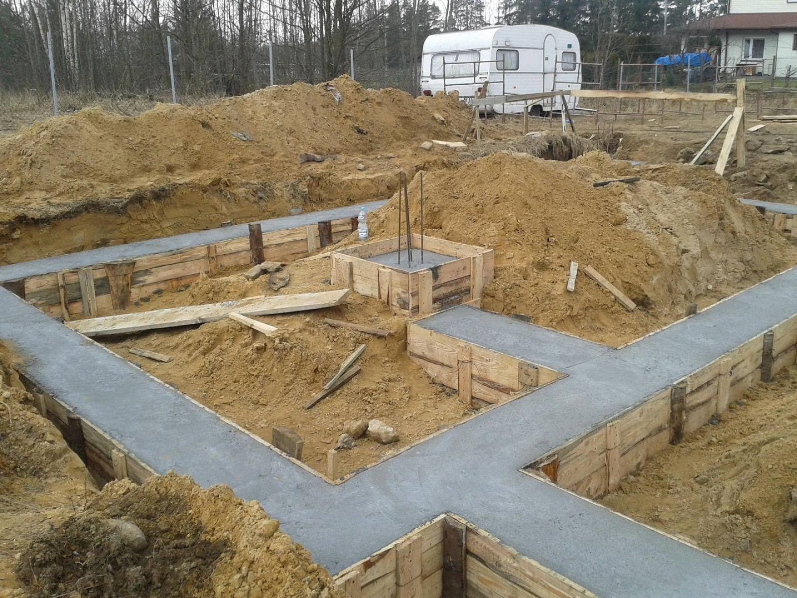 Budowa Iwony i Tomka 