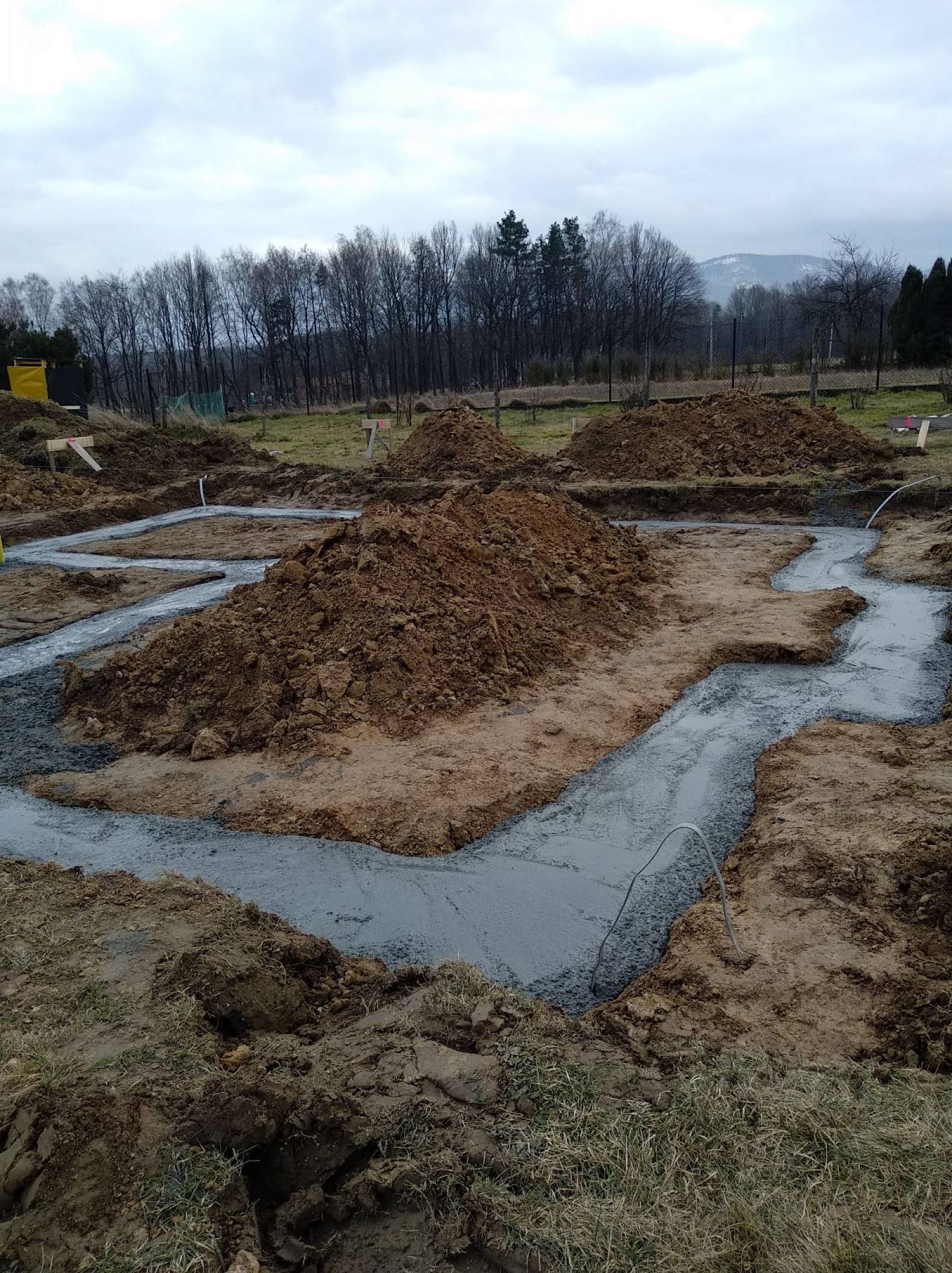 Budowa Klaudii i Marcina